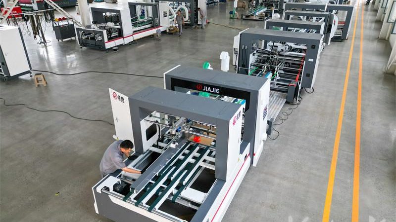 半自动模切机刀版安装：关键步骤与注意事项