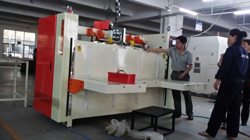 平面贴标机安装：关键步骤与注意事项